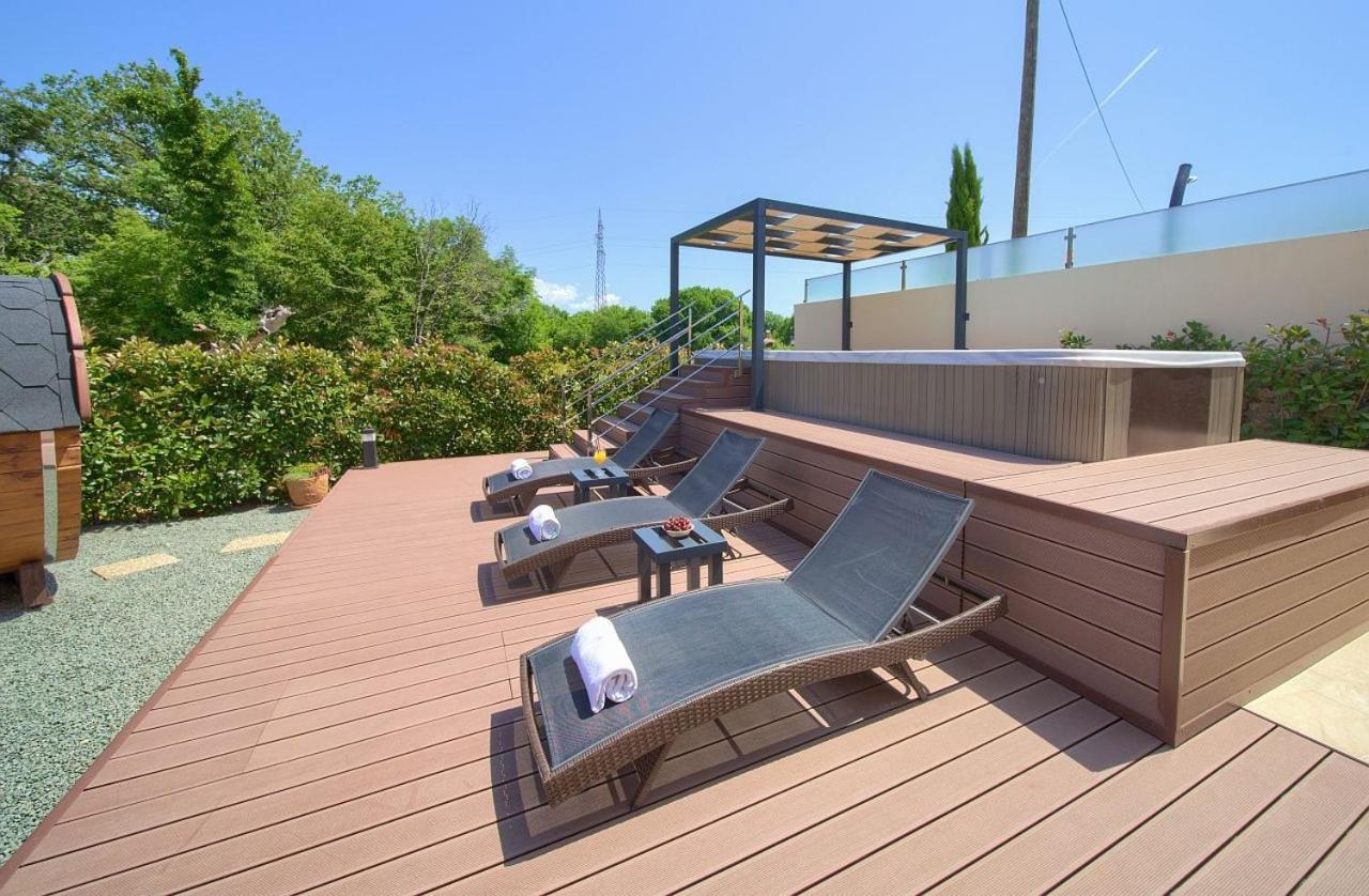Holiday House Sea & Sun Residence Rasopasno ภายนอก รูปภาพ