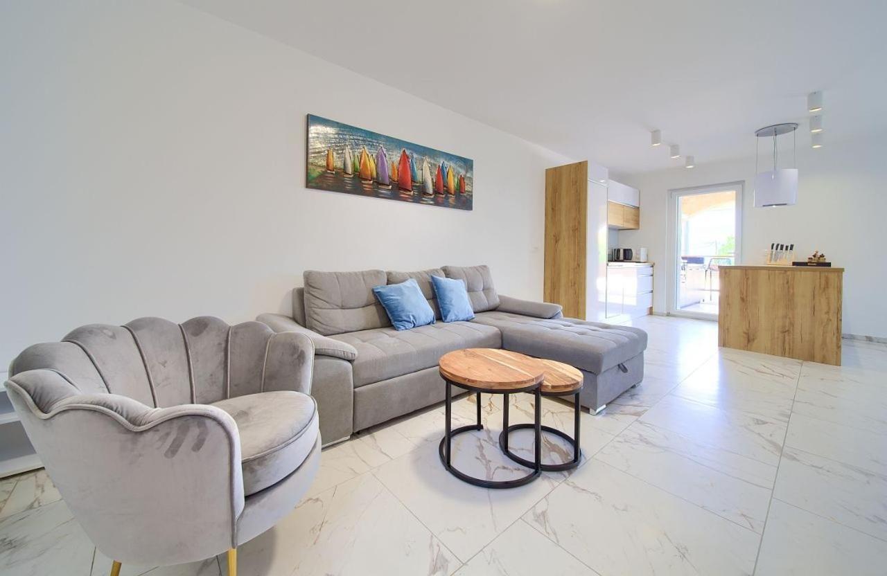 Holiday House Sea & Sun Residence Rasopasno ภายนอก รูปภาพ