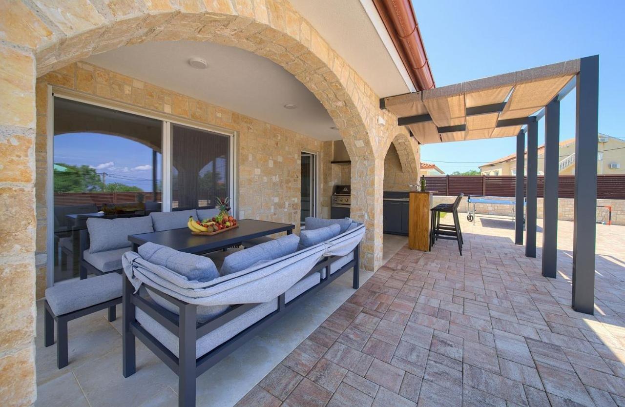 Holiday House Sea & Sun Residence Rasopasno ภายนอก รูปภาพ